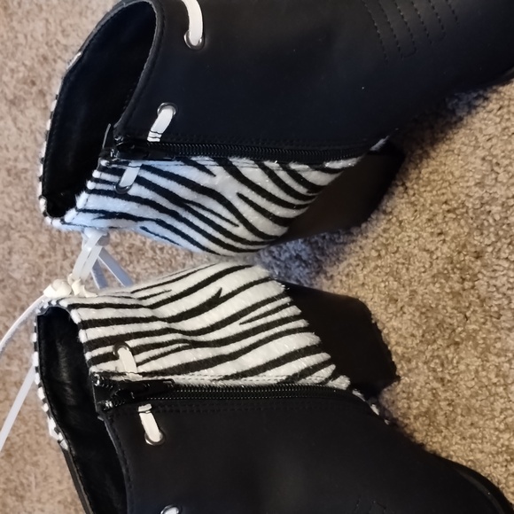 BRAND NEW WOMEN BOOTS SIZE 8 SIZE 9 - Picture 6 of 6